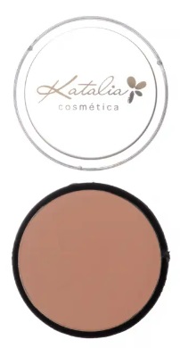MAQUILLAJE CREMOSO 9